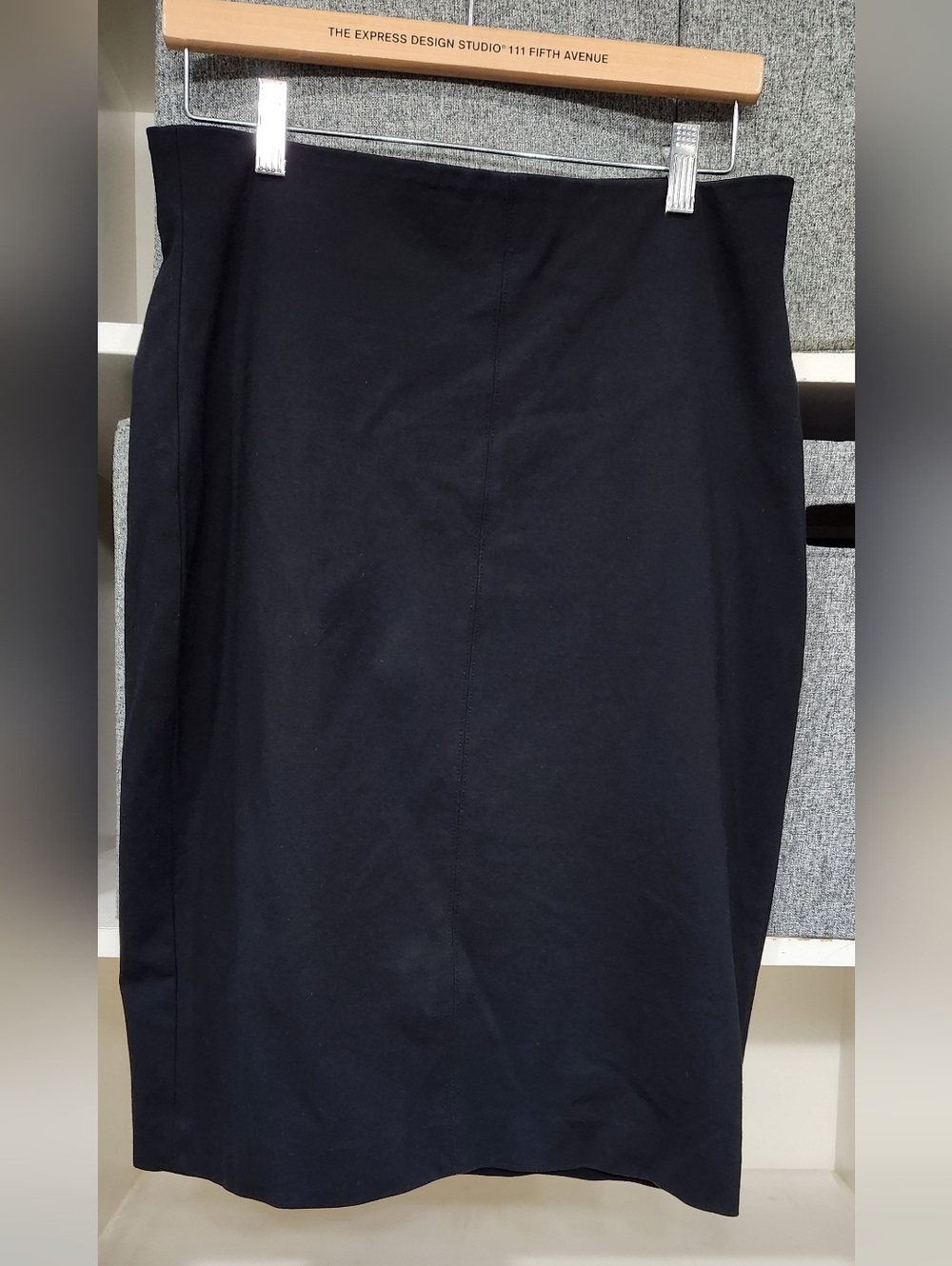 LOFT Black Fitted Pencil Skirt